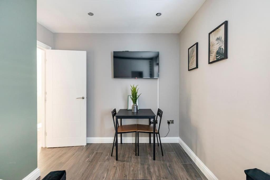 Beautiful Brighton Apartment, 5Min Walk To Beach Exteriör bild